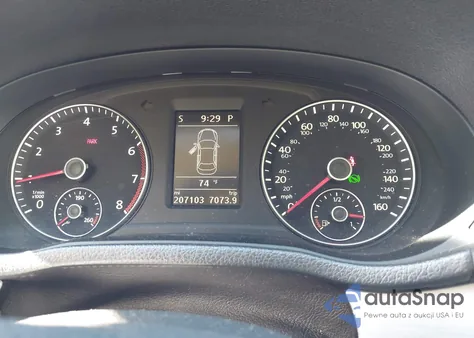 2013 Volkswagen Passat 2.5L Se z USA, uszkodzony, nr VIN 1VWBP7A35DC097008